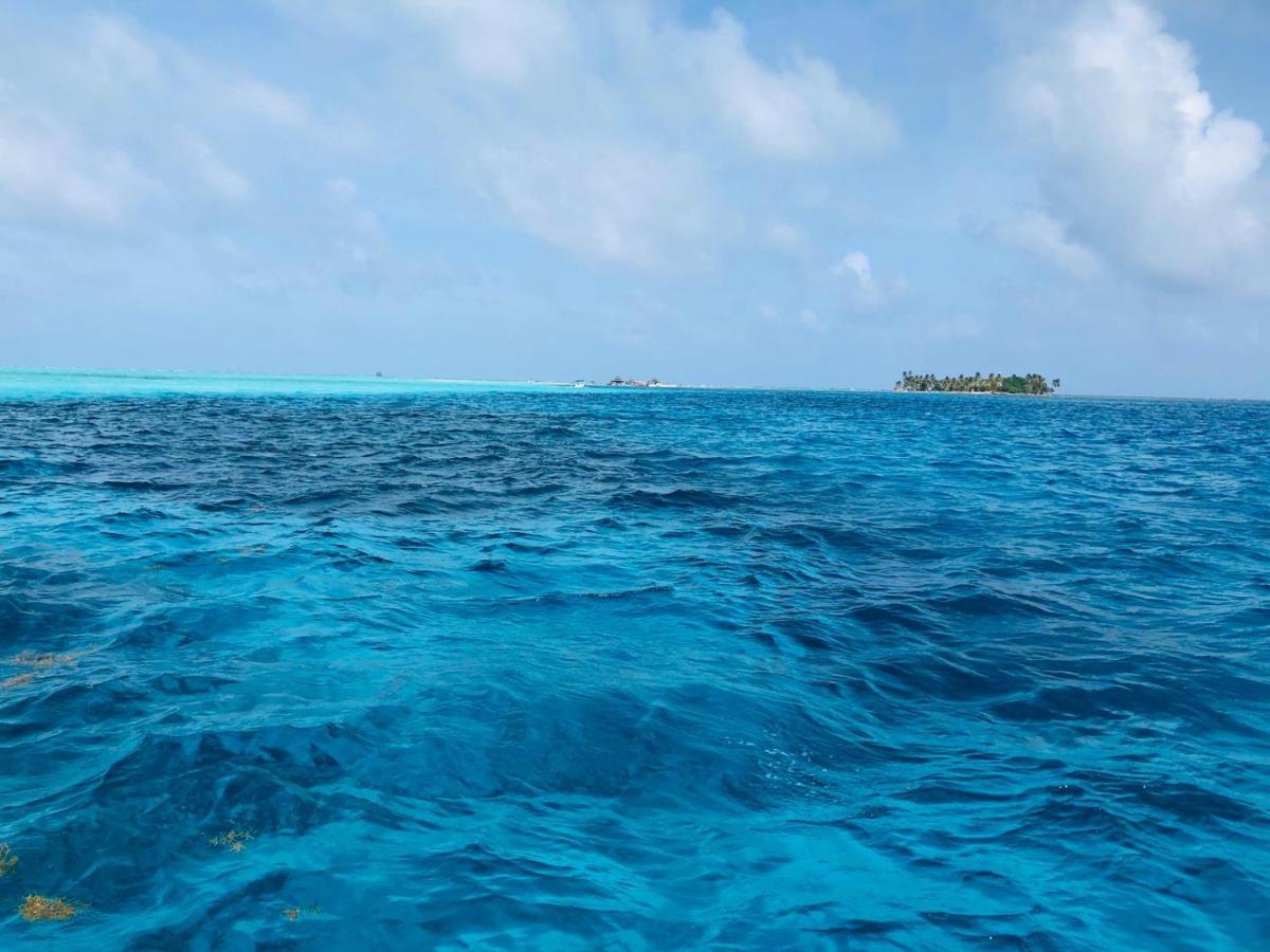 Joebi'S House Walking Distance To Rocky Cay Beach Ideal For Families Or Groups Buenavista (San Andres and Providencia Islands) Exterior foto