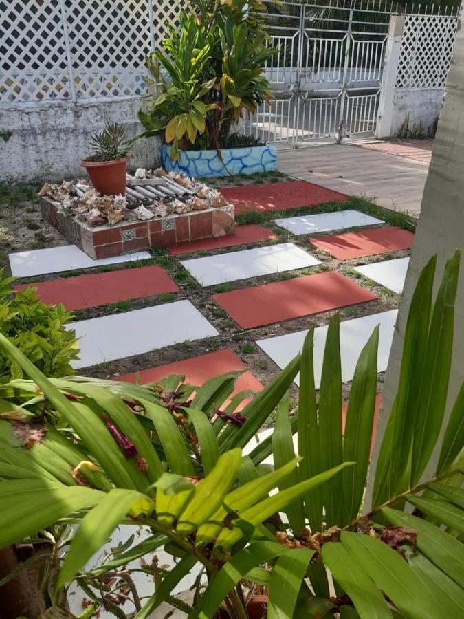 Joebi'S House Walking Distance To Rocky Cay Beach Ideal For Families Or Groups Buenavista (San Andres and Providencia Islands) Exterior foto
